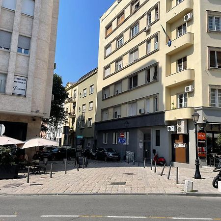 City Centre Elegance: Kosancicev Venac Studio Белград Экстерьер фото